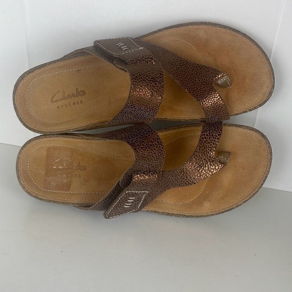 Clarks Artisan Collection Copper Metallic Stingray Embossed Leather Sandals 5.5
